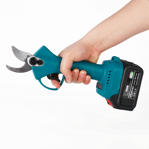 Tesoura Elétrica para Cortes de Madeira - Forja Cutmax